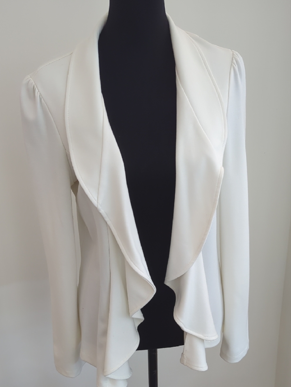Cupio White Waterfall Draped Ruffle Collar Front Open Blazer - Picture 3 of 8
